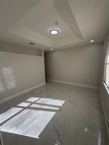 5473 NW 90th Avenue, Sunrise, FL 33351