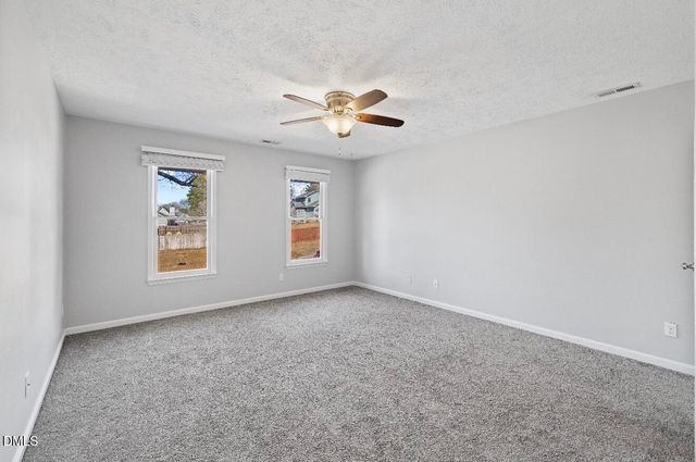 999 Flintwood Road, Fayetteville, NC 28314