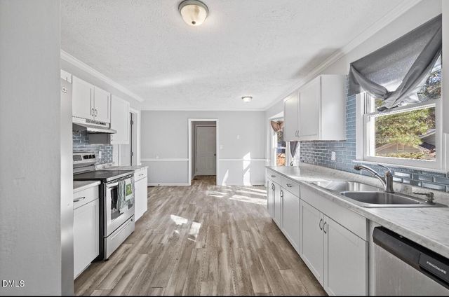 999 Flintwood Road, Fayetteville, NC 28314