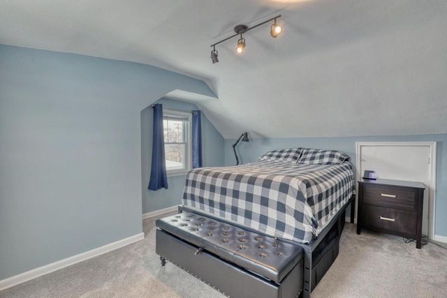 3533 S 44th STREET, Greenfield, WI 53220