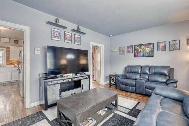 3533 S 44th STREET, Greenfield, WI 53220