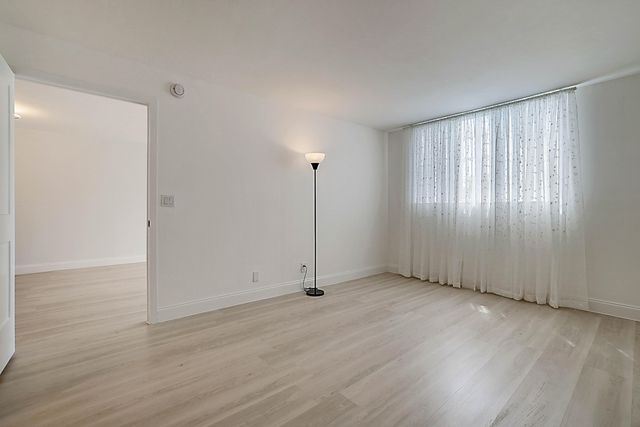 3100 Holiday Springs Boulevard 111, Margate, FL 33063