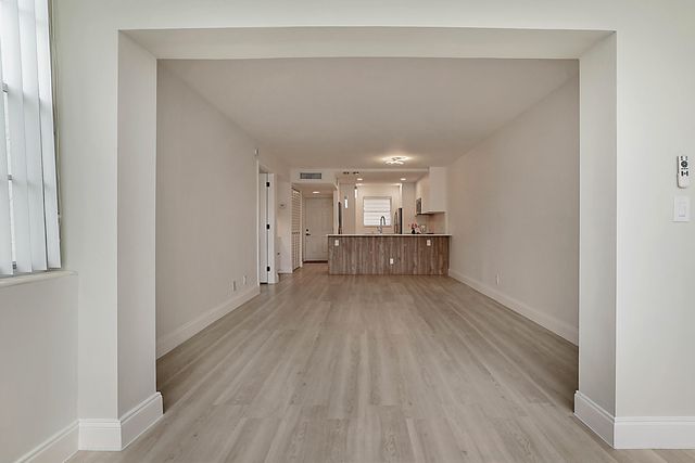 3100 Holiday Springs Boulevard 111, Margate, FL 33063