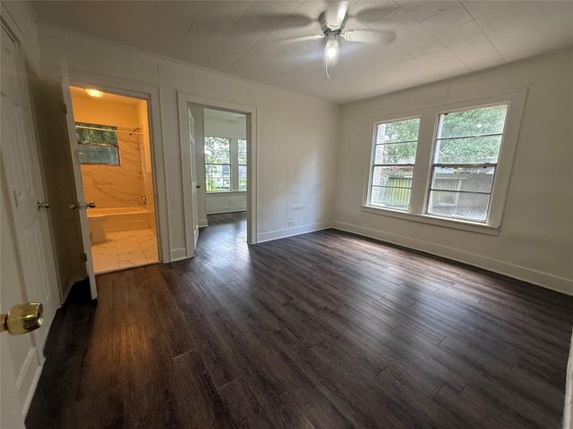 7002 Vandeman Street 5, Houston, TX 77087