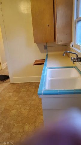 463 W 12th, San Pedro, CA 90731