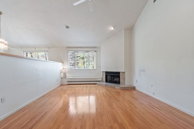 4 Northway, Lynnfield, MA 01940