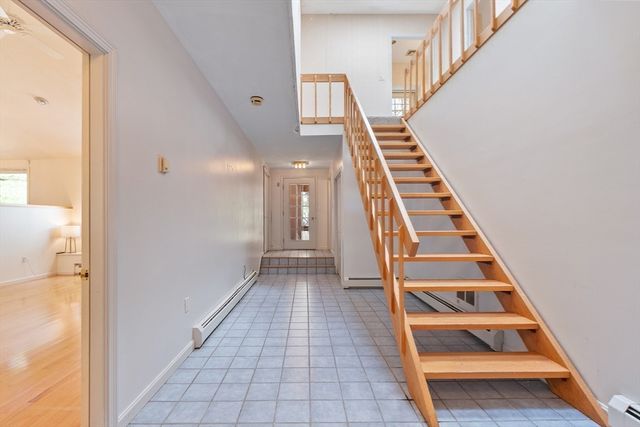 4 Northway, Lynnfield, MA 01940
