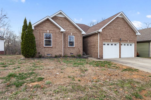 2610 Alex Overlook Way, Clarksville, TN 37043