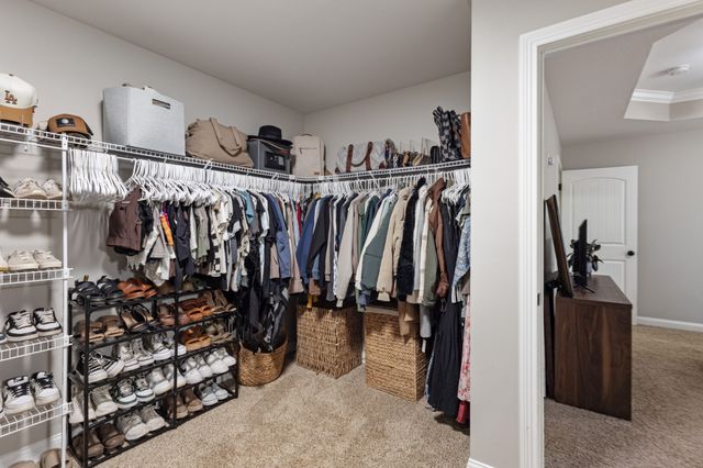 2610 Alex Overlook Way, Clarksville, TN 37043