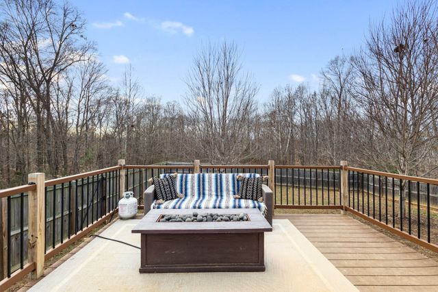 2610 Alex Overlook Way, Clarksville, TN 37043