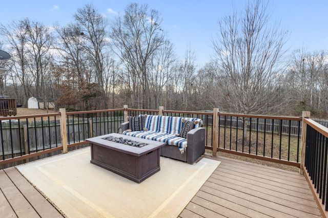 2610 Alex Overlook Way, Clarksville, TN 37043