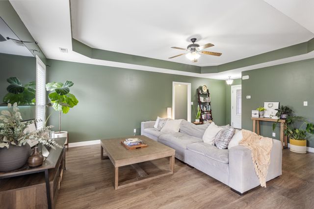 2610 Alex Overlook Way, Clarksville, TN 37043