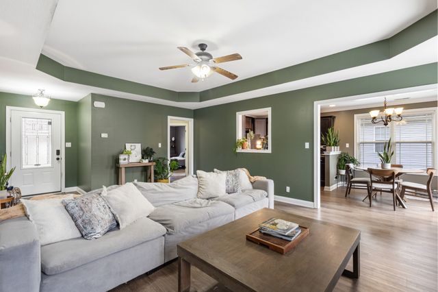 2610 Alex Overlook Way, Clarksville, TN 37043