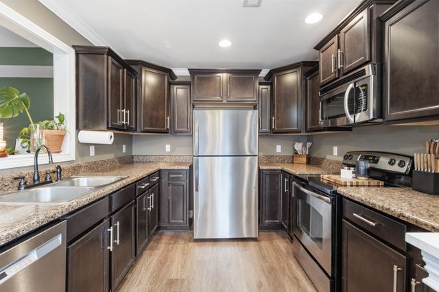 2610 Alex Overlook Way, Clarksville, TN 37043