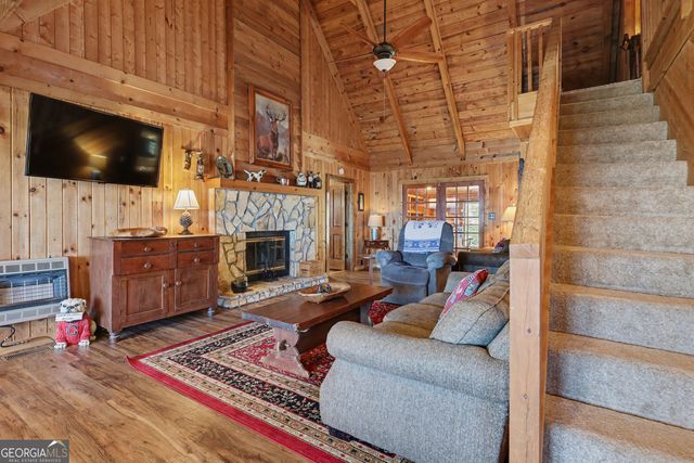 394 Confederate Drive, Clayton, GA 30525