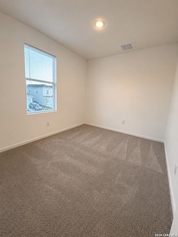 7665 Barcelo Way, San Antonio, TX 78263