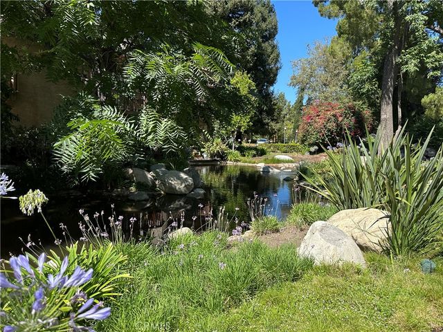 7120 Carlson 260, Canoga Park, CA 91303