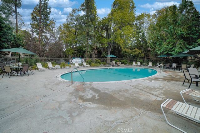 7120 Carlson 260, Canoga Park, CA 91303