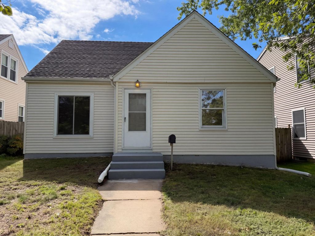 7221 Minnetonka Boulevard, Saint Louis Park, MN 55426 — exterior