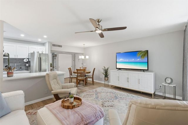 12300 VONN ROAD 10201, Largo, FL 33774