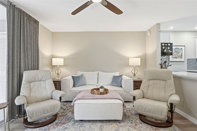 12300 VONN ROAD 10201, Largo, FL 33774