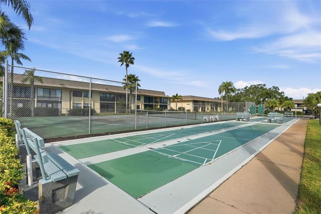 12300 VONN ROAD 10201, Largo, FL 33774