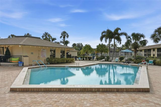 12300 VONN ROAD 10201, Largo, FL 33774
