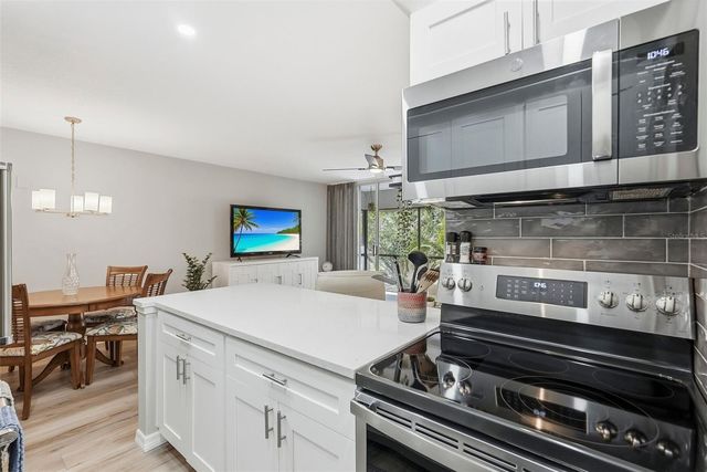 12300 VONN ROAD 10201, Largo, FL 33774