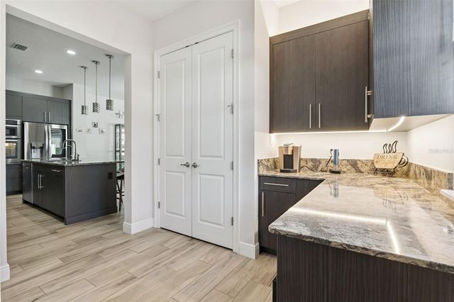 8901 LAKESHORE POINTE DRIVE, Winter Garden, FL 34787