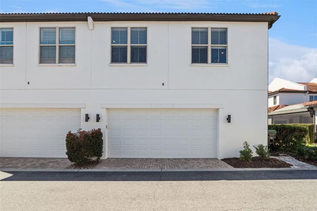 8901 LAKESHORE POINTE DRIVE, Winter Garden, FL 34787