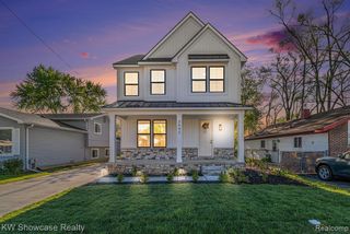 3542 Royal Avenue, Berkley, MI 48072