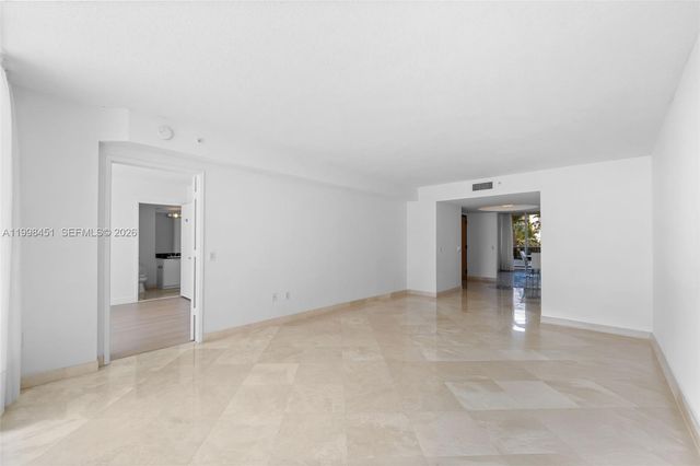 17555 Collins Avenue 406, Sunny Isles Beach, FL 33160