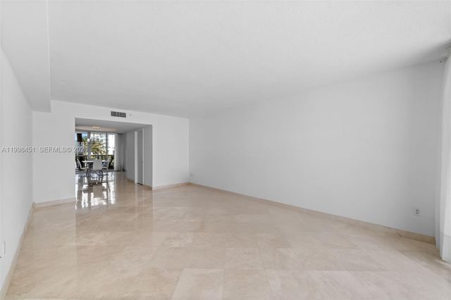 17555 Collins Avenue 406, Sunny Isles Beach, FL 33160