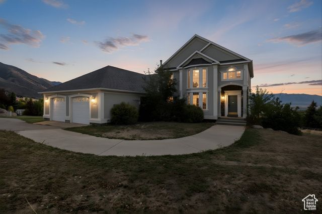 2887 N VIEWCREST CIR, North Logan, UT 84341