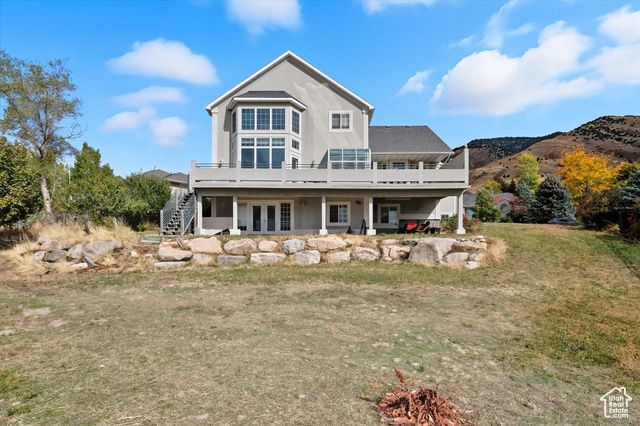 2887 N VIEWCREST CIR, North Logan, UT 84341