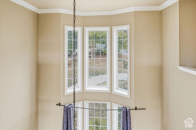 2887 N VIEWCREST CIR, North Logan, UT 84341