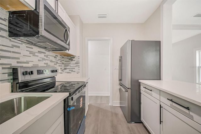 1504 W LINE STREET, Leesburg, FL 34748