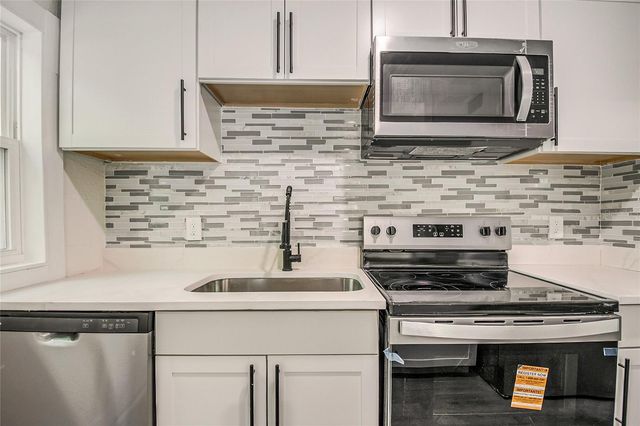 1504 W LINE STREET, Leesburg, FL 34748