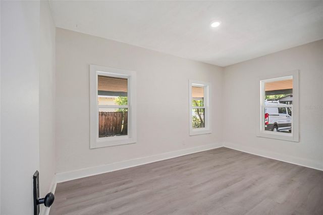 1504 W LINE STREET, Leesburg, FL 34748