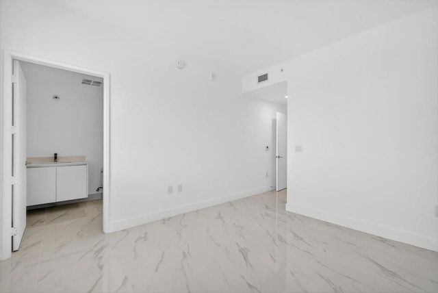 700 NE 24th Street 5202, Miami, FL 33137