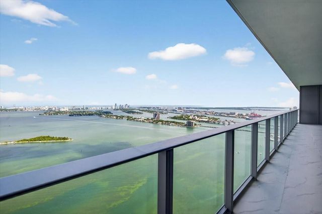 700 NE 24th Street 5202, Miami, FL 33137
