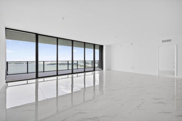 700 NE 24th Street 5202, Miami, FL 33137