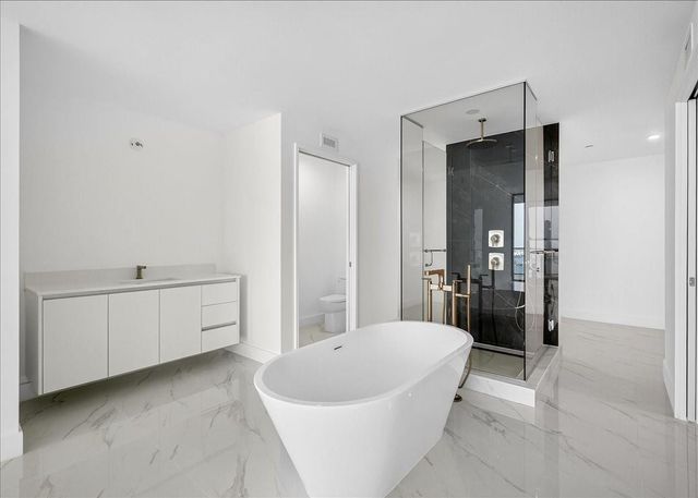 700 NE 24th Street 5202, Miami, FL 33137