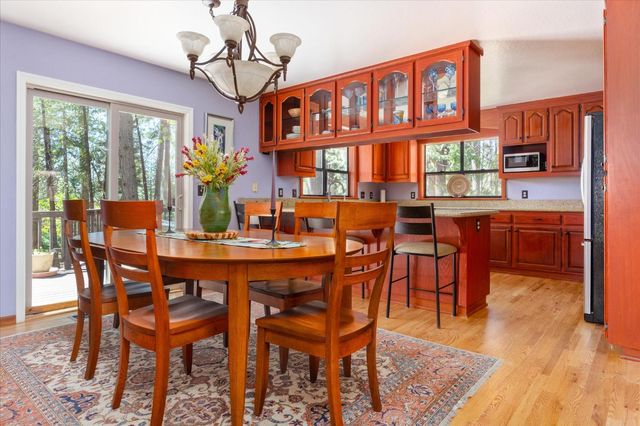 2219 Pardee Dr, Arnold, CA 95223