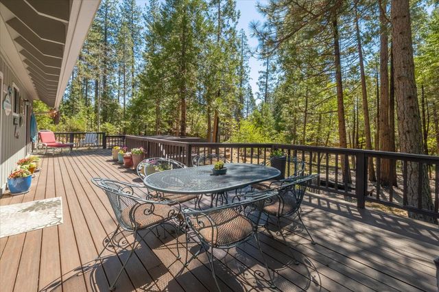 2219 Pardee Dr, Arnold, CA 95223