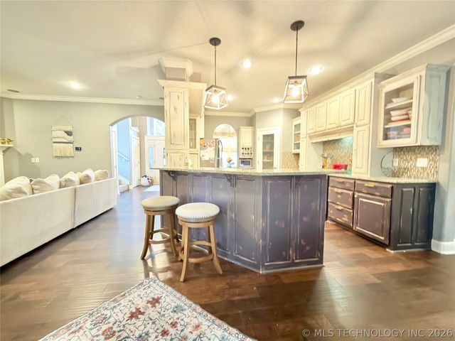 306 Hickory Drive, Tahlequah, OK 74464
