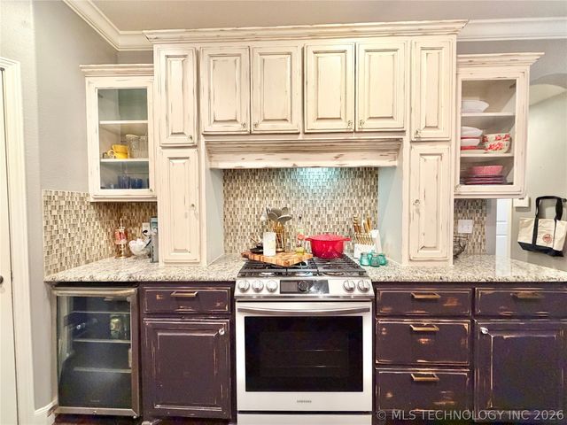 306 Hickory Drive, Tahlequah, OK 74464