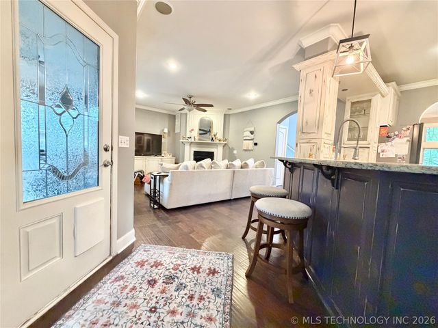 306 Hickory Drive, Tahlequah, OK 74464