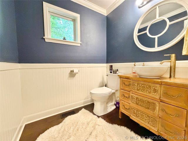 306 Hickory Drive, Tahlequah, OK 74464