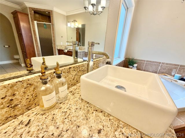 306 Hickory Drive, Tahlequah, OK 74464